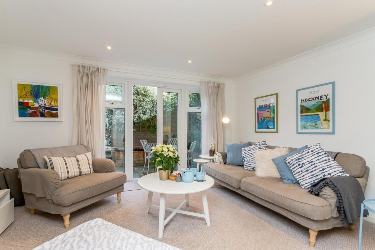 Modern Mews House With Free Parking Space, And Patio By Huluki Sussex Stays Brighton Exterior photo